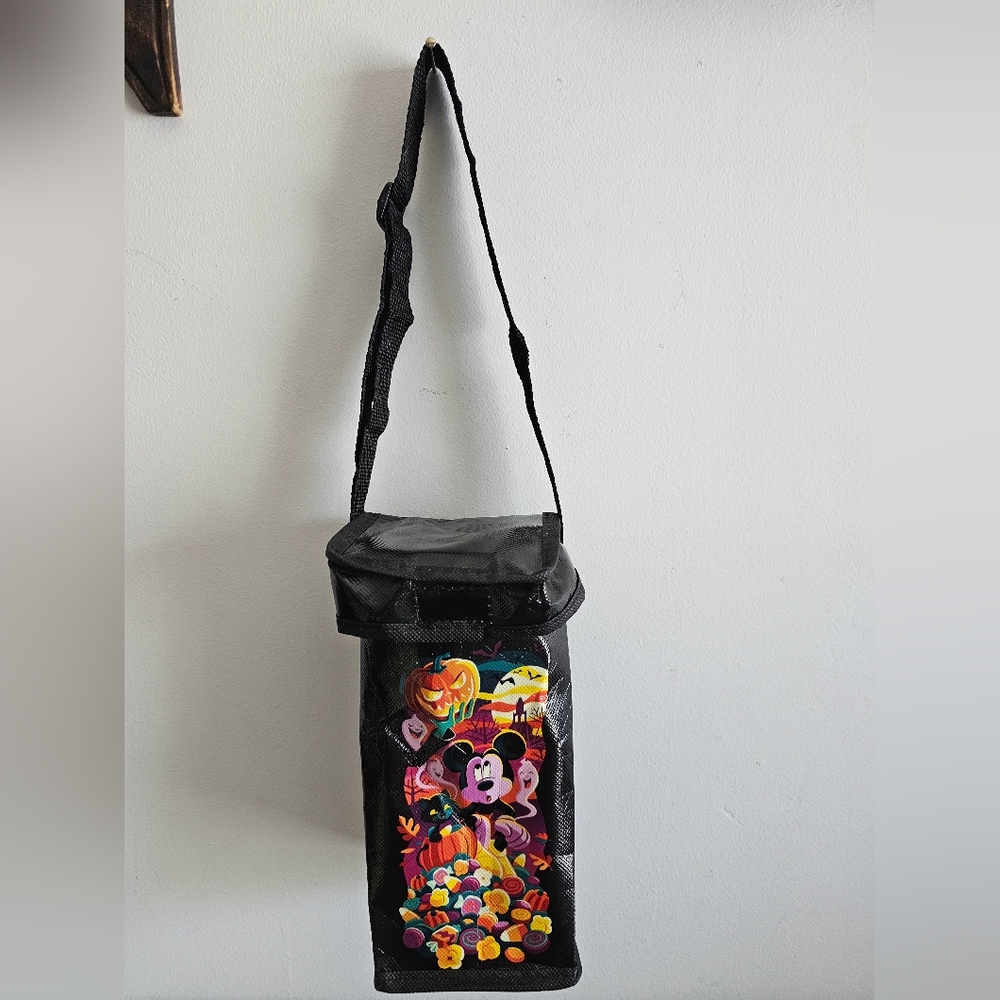 Disneyland Resort oogie boogie bash 2022 Halloween tote